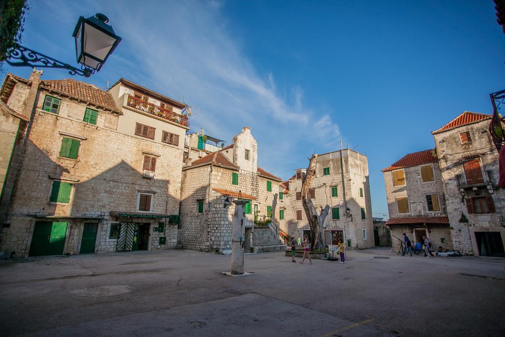 Apartment Niko Kastel Stari Kaštela Quarto foto